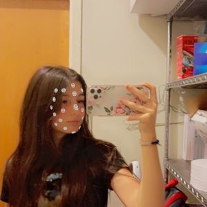 Meet your Posher, Roxie